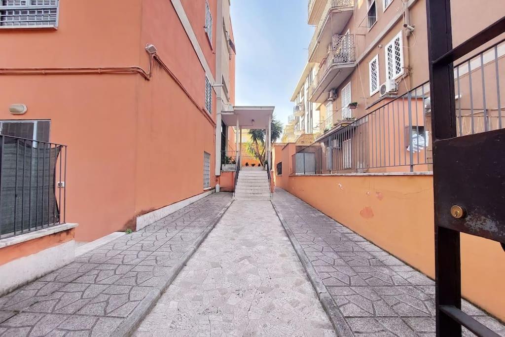 Lucky Domus Tuscolano * Roma